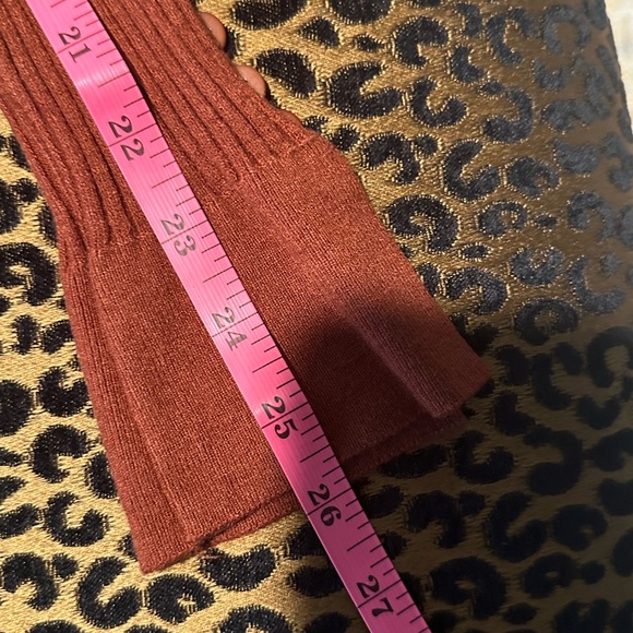 Brown Ribbed Sweater - Picture 3 of 3